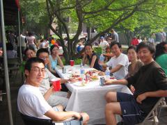 Students enjoy the GSO/GCS barbeque.
